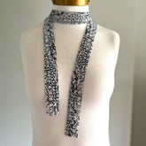 Collar bufanda malla metalica animal print blanco negro