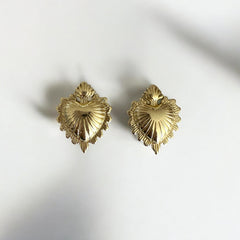 aretes de corazon exvoto dorado