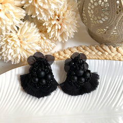 Aretes Nara color negro
