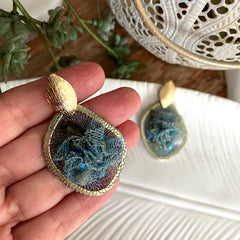 Aretes tutú petit azul acero  y plomo almendra