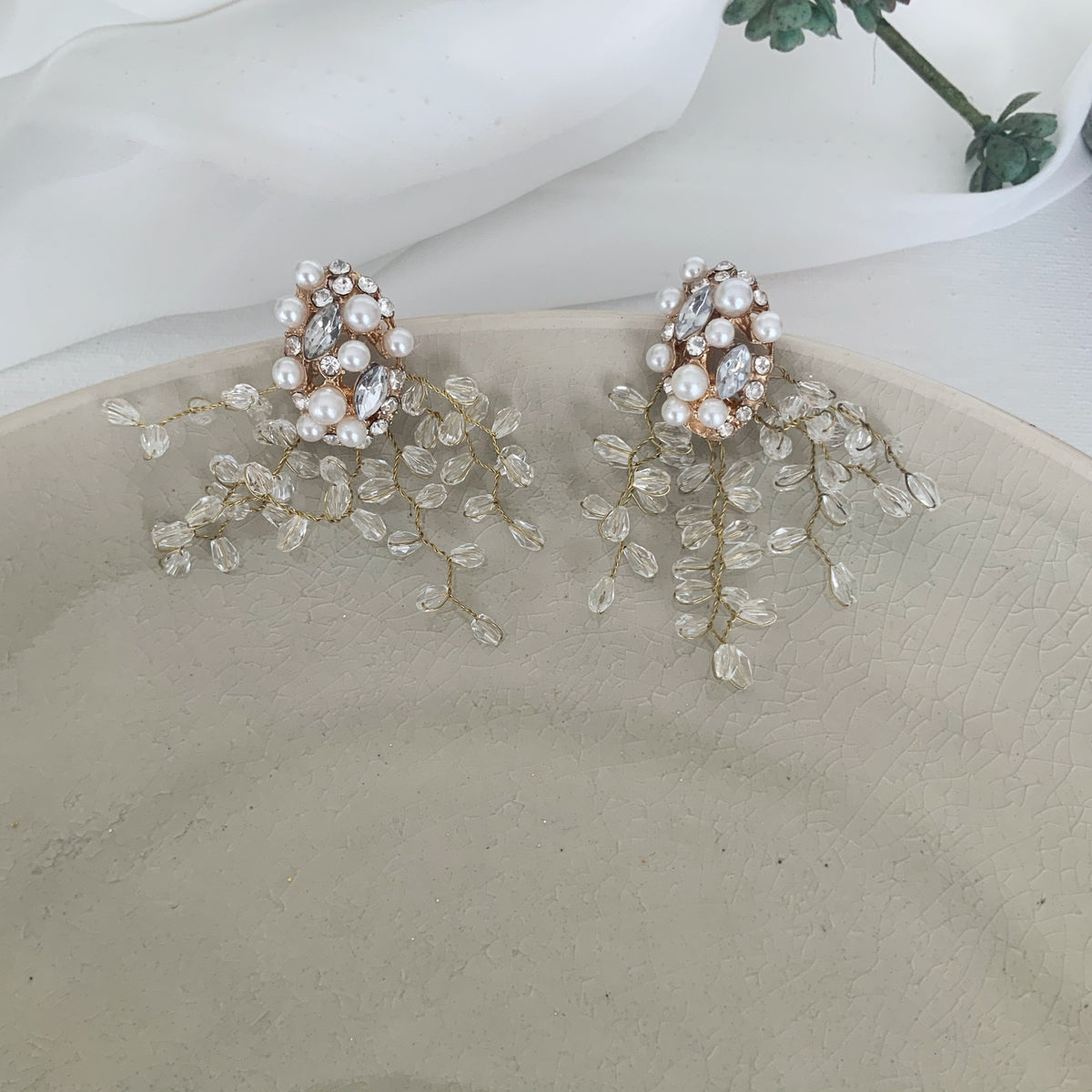 Aretes Raíces