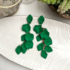 Aretes pétalos verde perico