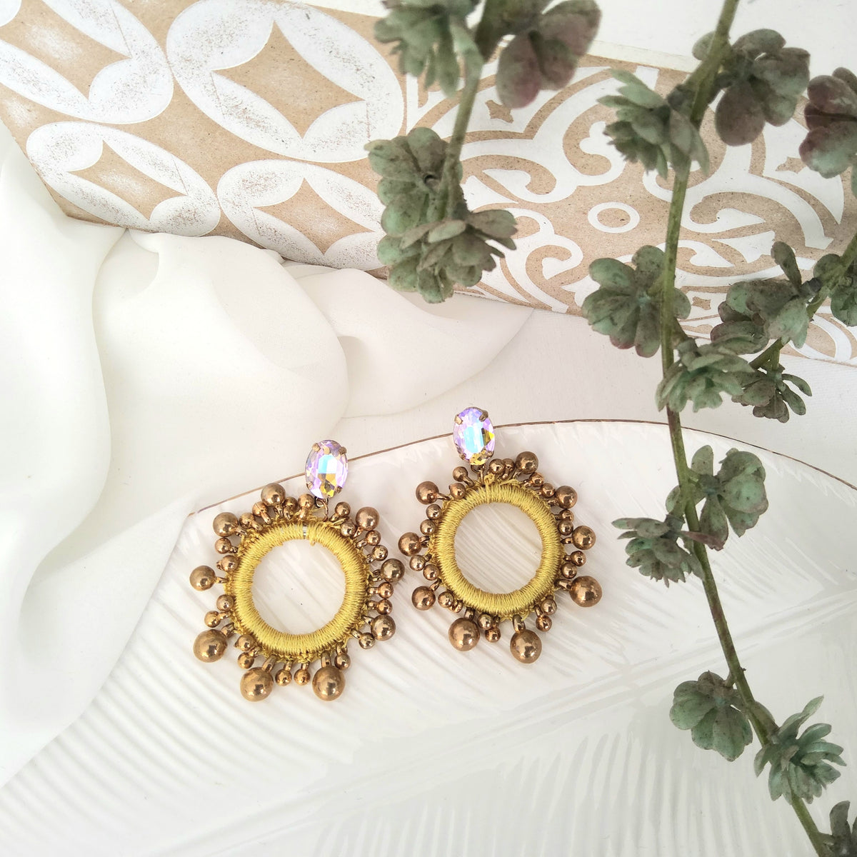 Aretes Cascabel dorado