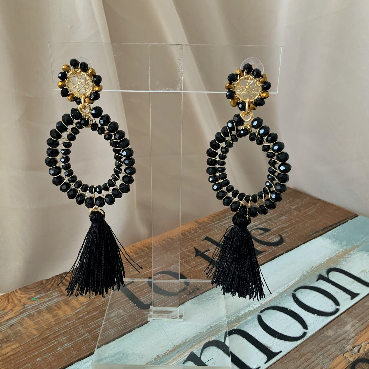 Aretes Jazmín negro