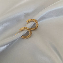 Argollas spiral bañadas en oro 18k