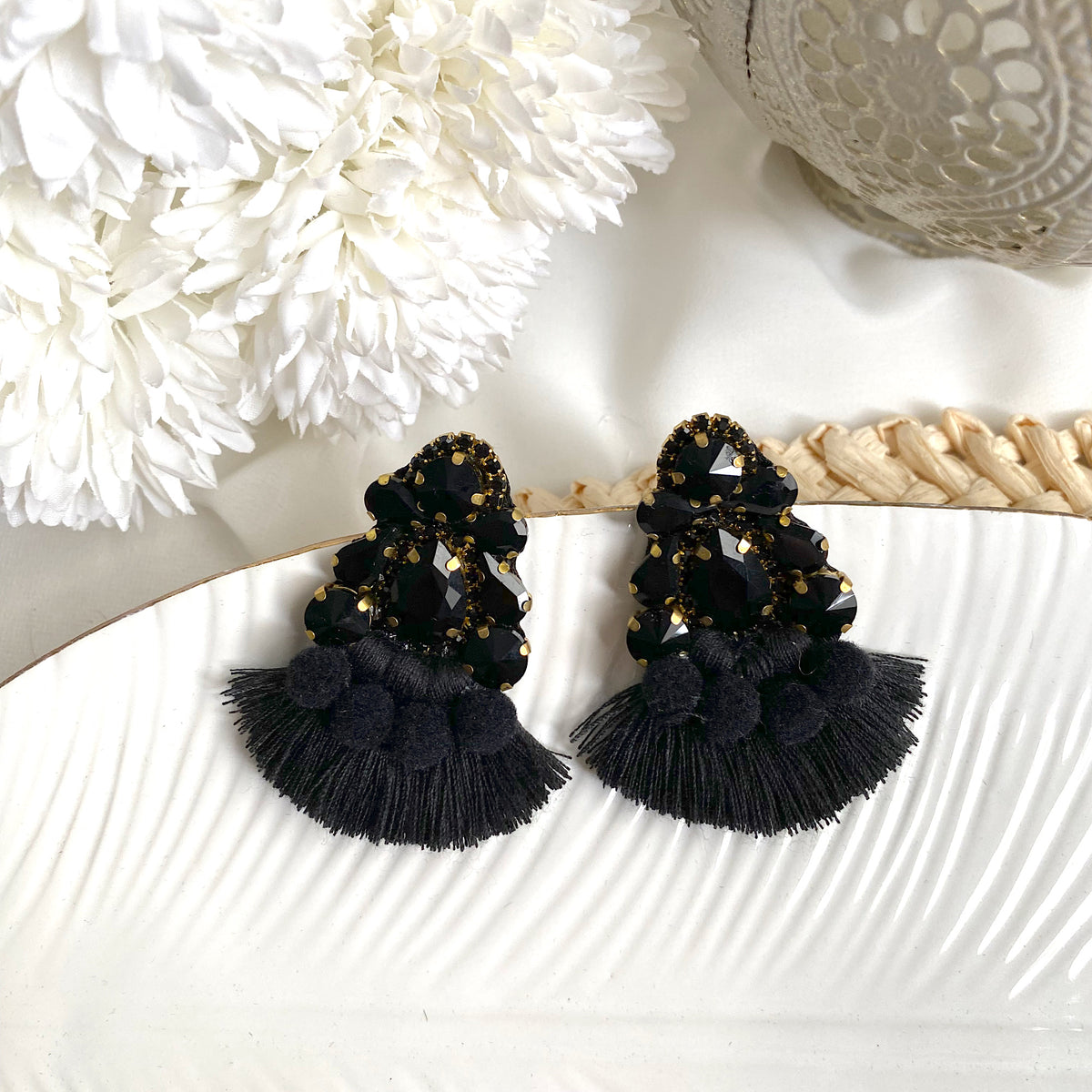 Aretes Emilia negro