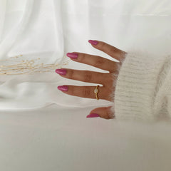 Anillo twisted ajustable con piedra blanca en plata 925 bañado en oro 18k