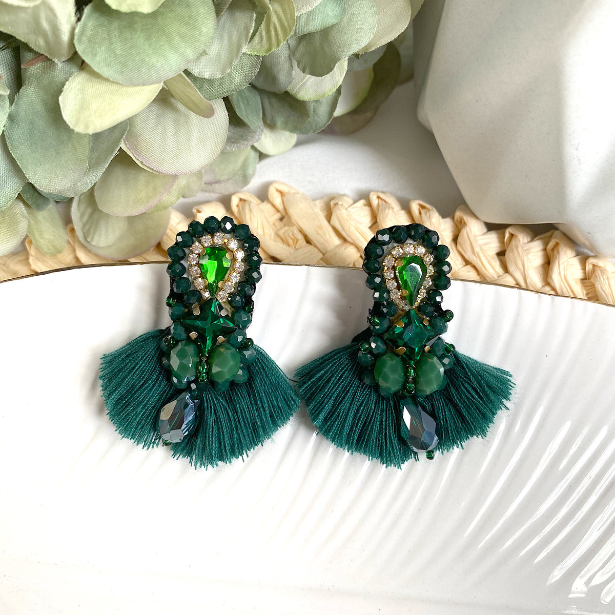 Aretes Gigi verde oscuro