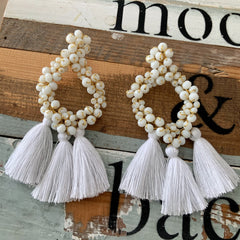 Aretes Olivia blanco