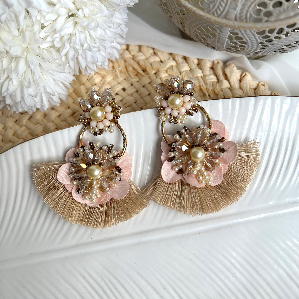 Aretes Claire nude