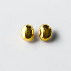 Aretes dorados de acero bañado en oro diseño moderno liviano