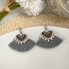 Aretes abanico gris plateado