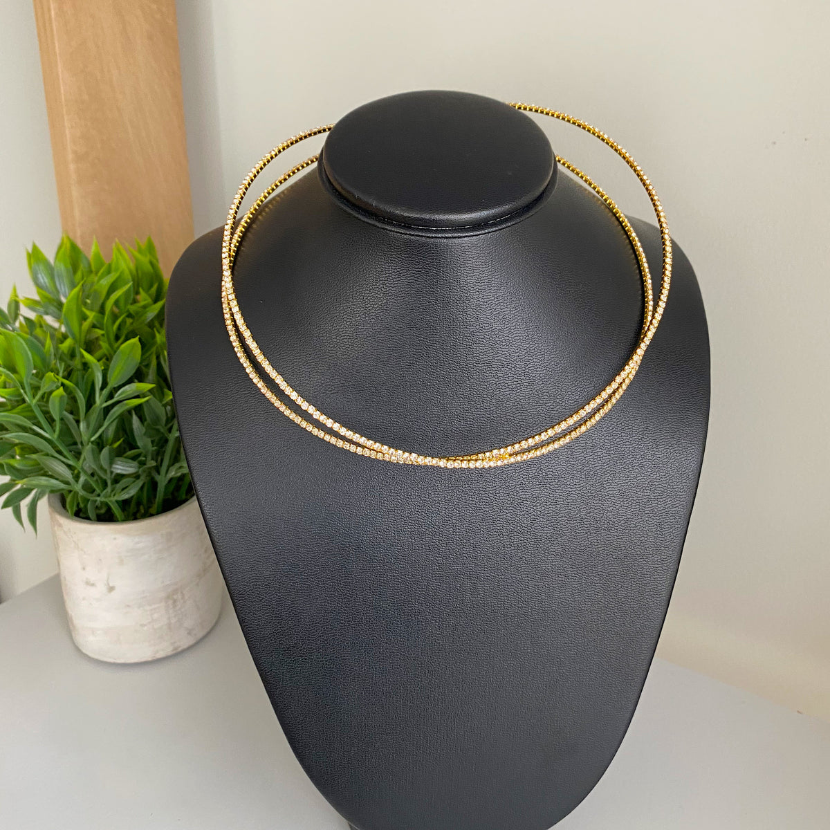 Collar chokers circones crusados