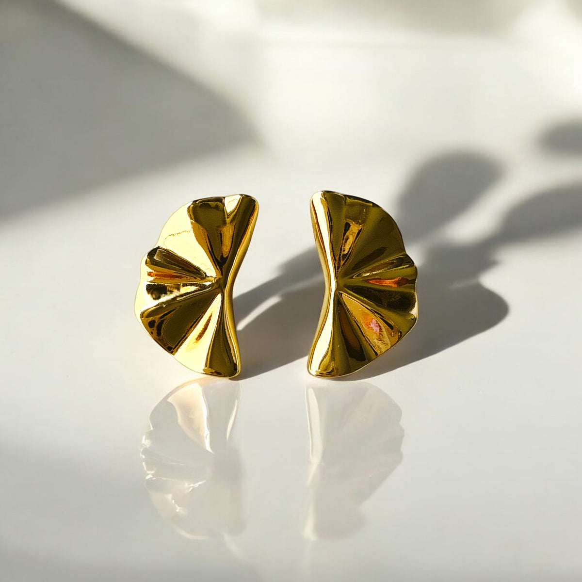 aretes acero minimalista origami dorado