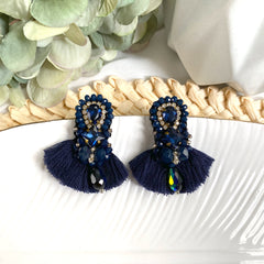 Aretes Gigi azul oscuro