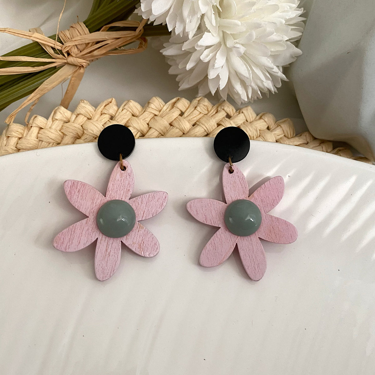 Aretes flower rosado