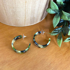 Aretes argolla acrílica verde