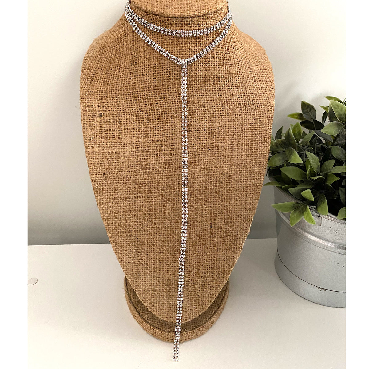 Collar lariat doble caída full circones engaste plateado