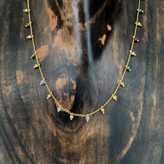 Collar little crystal dots enchapado en oro 18k