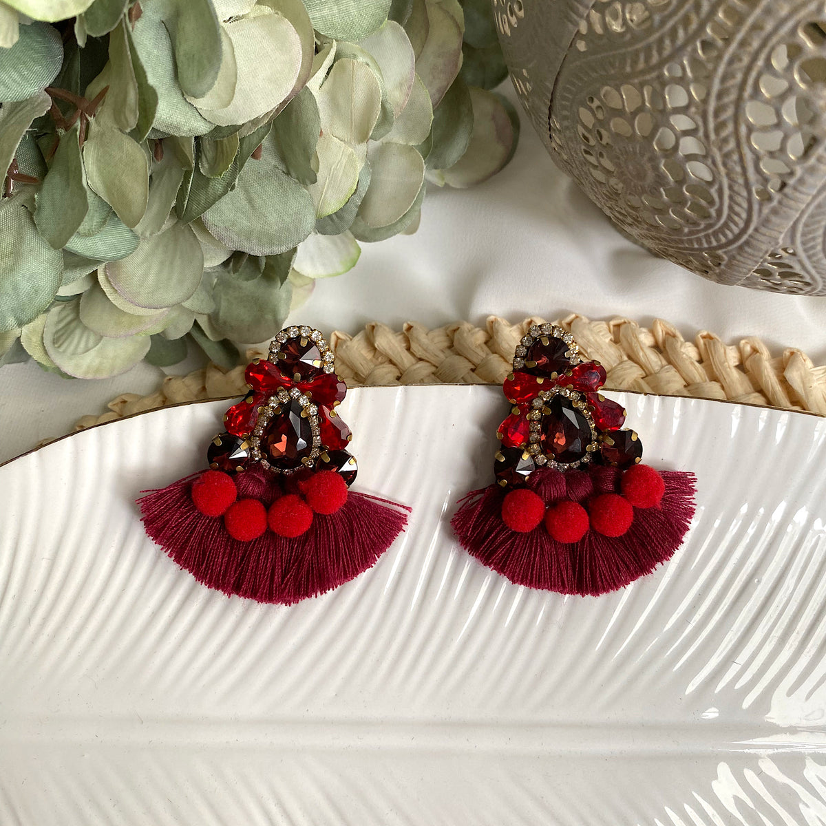 Aretes Emilia rojo vino