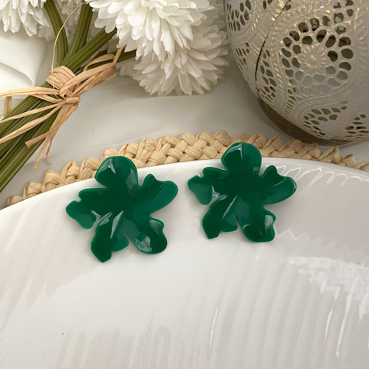 Aretes hojas verde perico