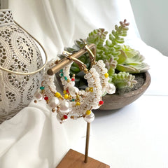 Aretes argollas perlas y puntos de color