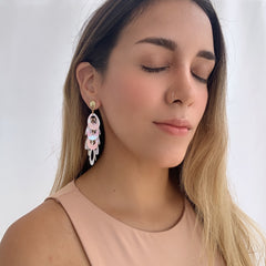 Aretes cascada tornasol blanco