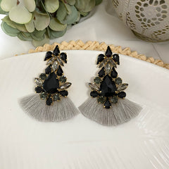 Aretes circones negro con fleco gris
