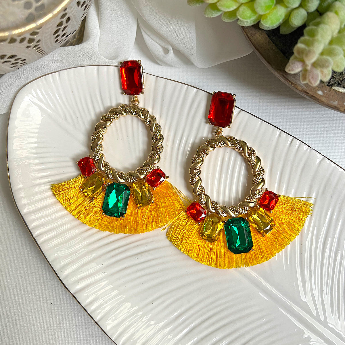 Aretes Romina amarillo, rojo, verde