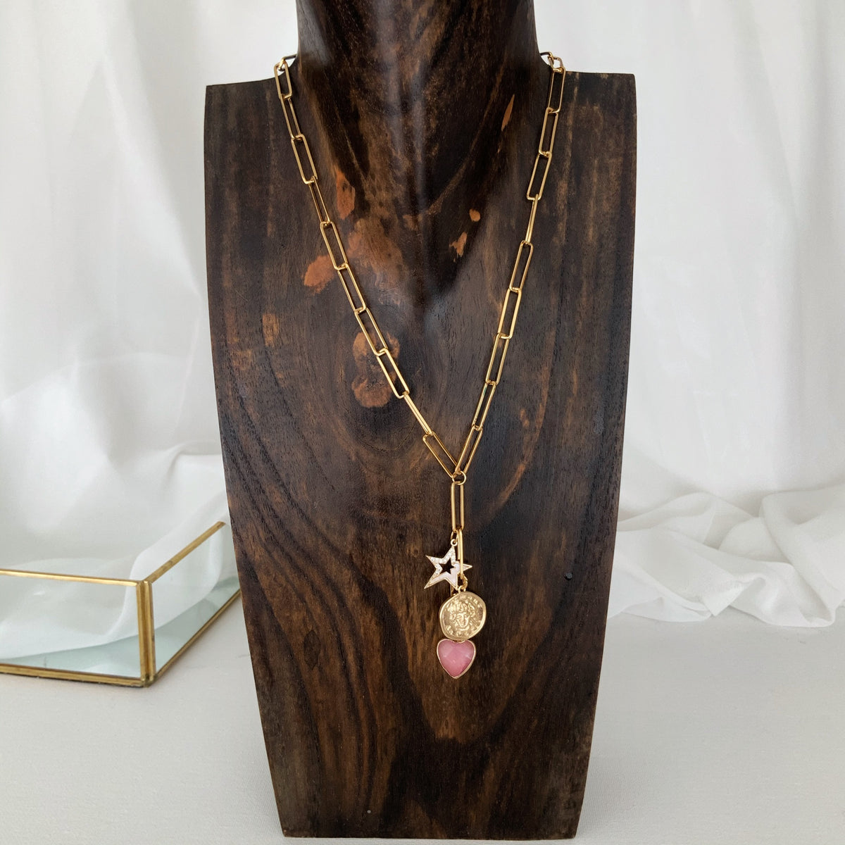 Collar Tres dijes enchapado en oro 18k