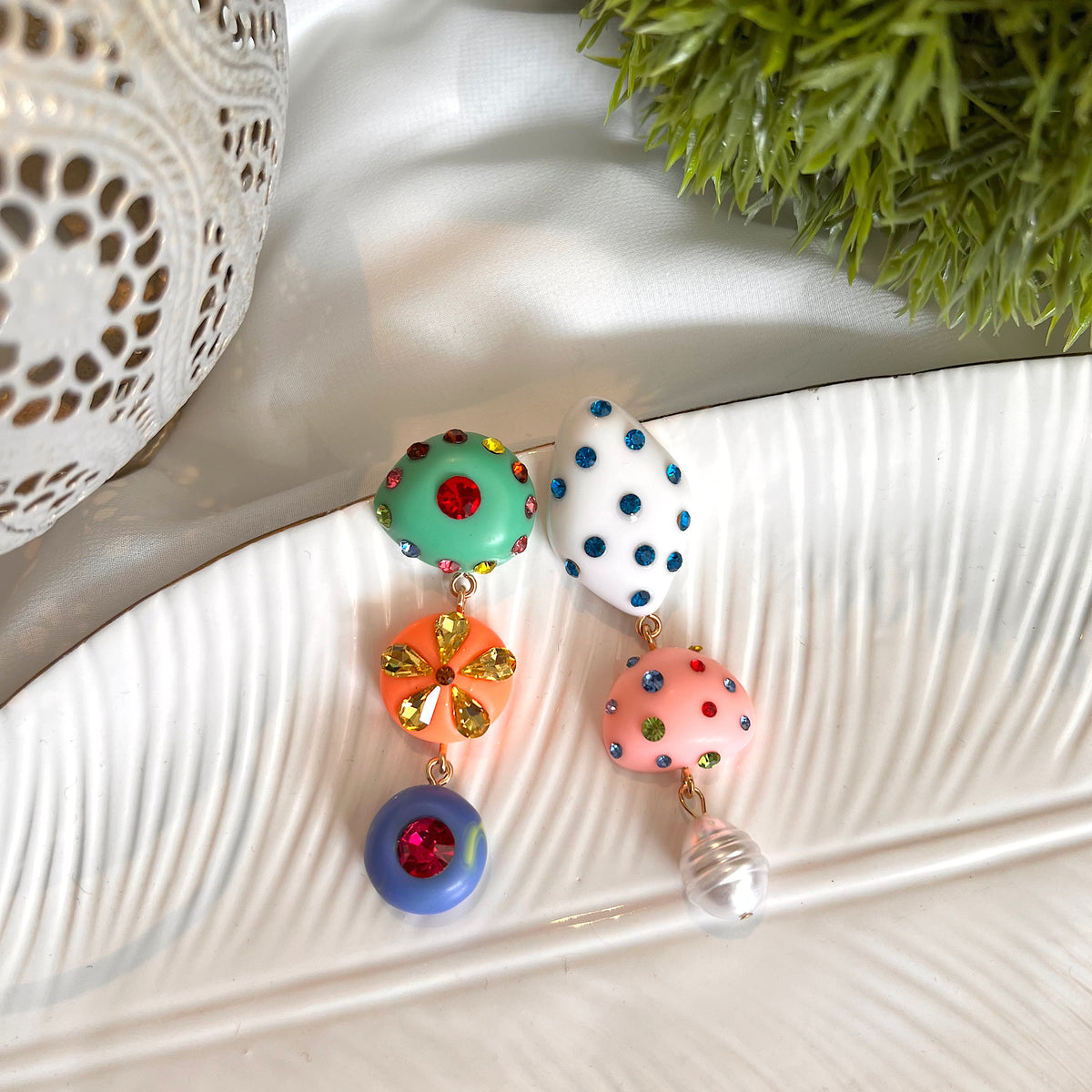 Aretes resina y circonia colores