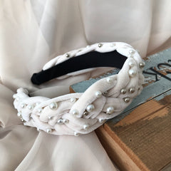 Diadema velvet hueso con apliques