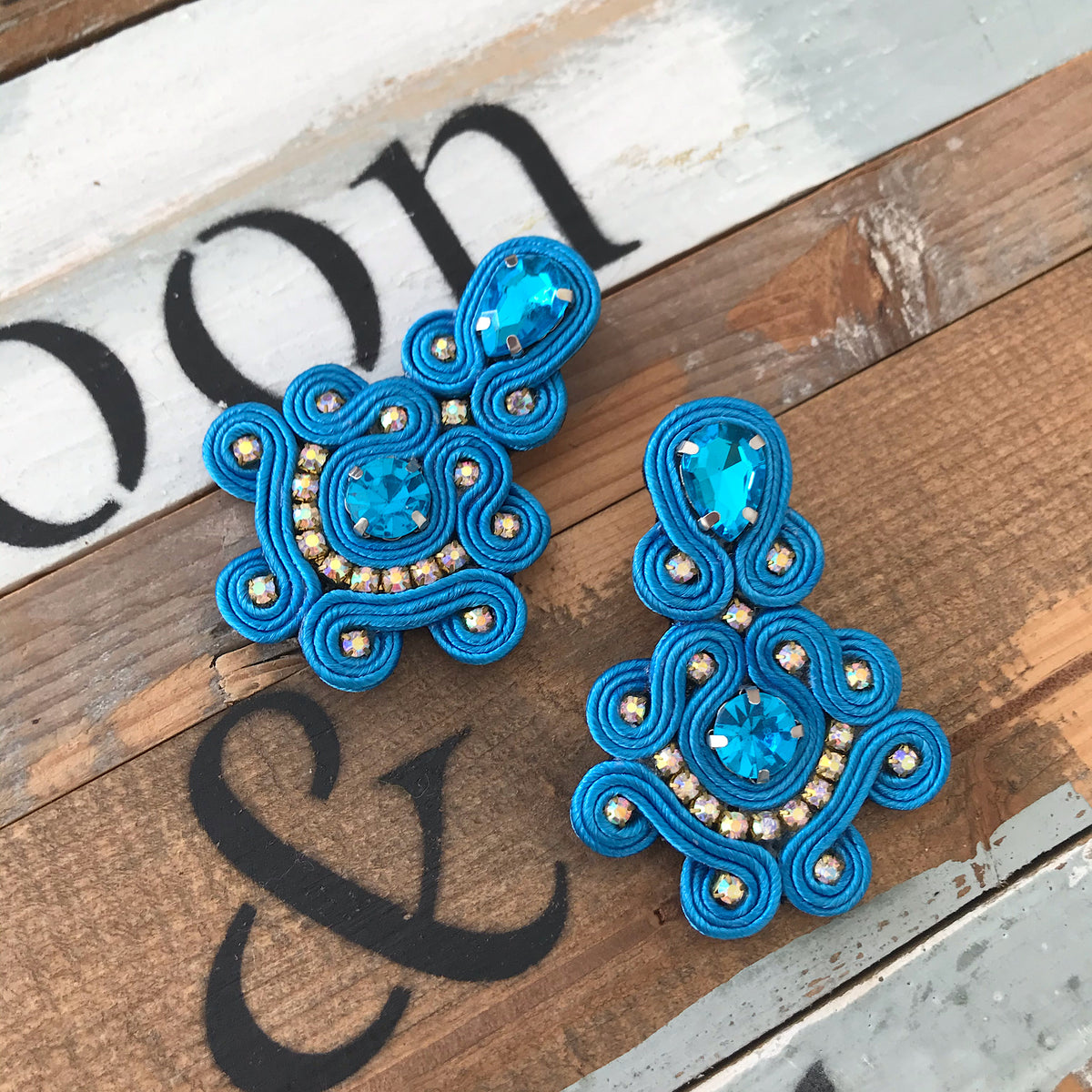 Aretes soutache Lili azul turqueza