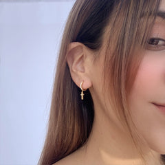 Mini argollas circones y cruces en plata 925 bañado en oro 18k