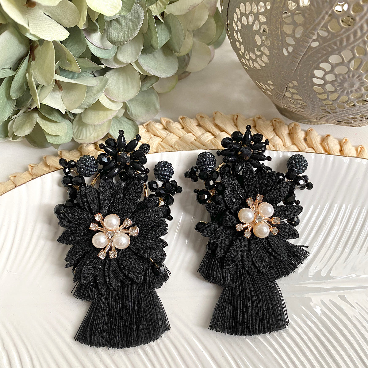 Aretes Fiorella negro