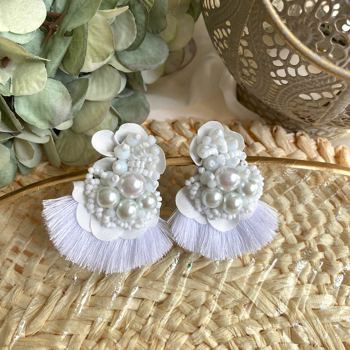 Aretes Nara blanco