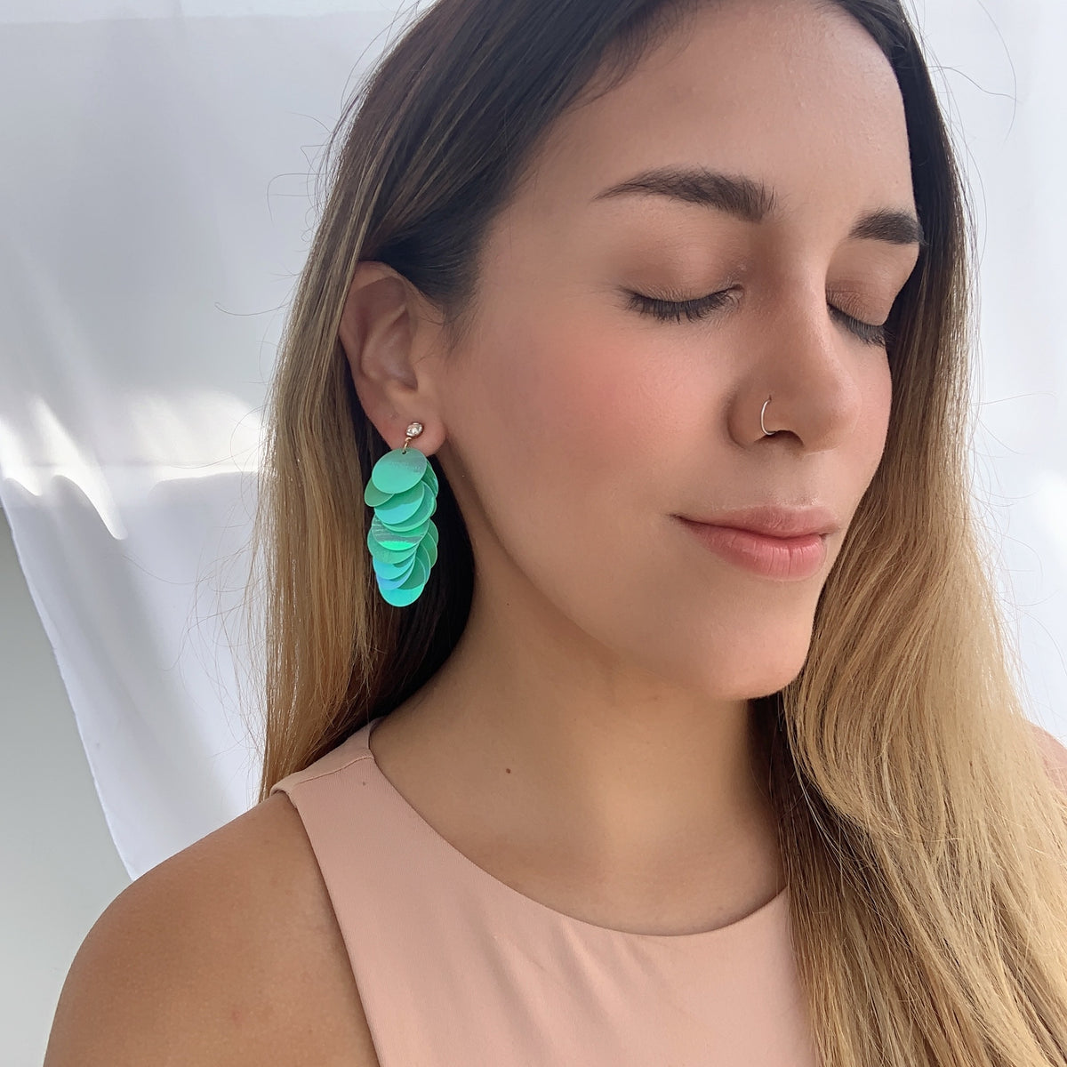 Aretes loli tornasol verde agua