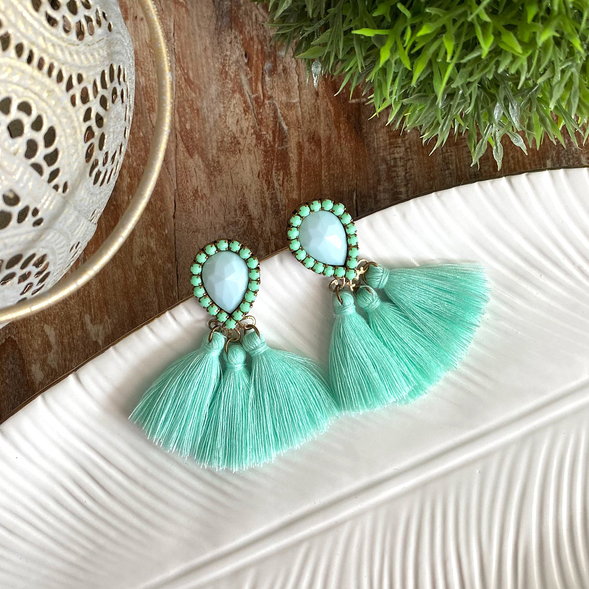 Aretes mini borla soutache verde agua