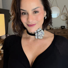 Collar choker flor circones negro plateado