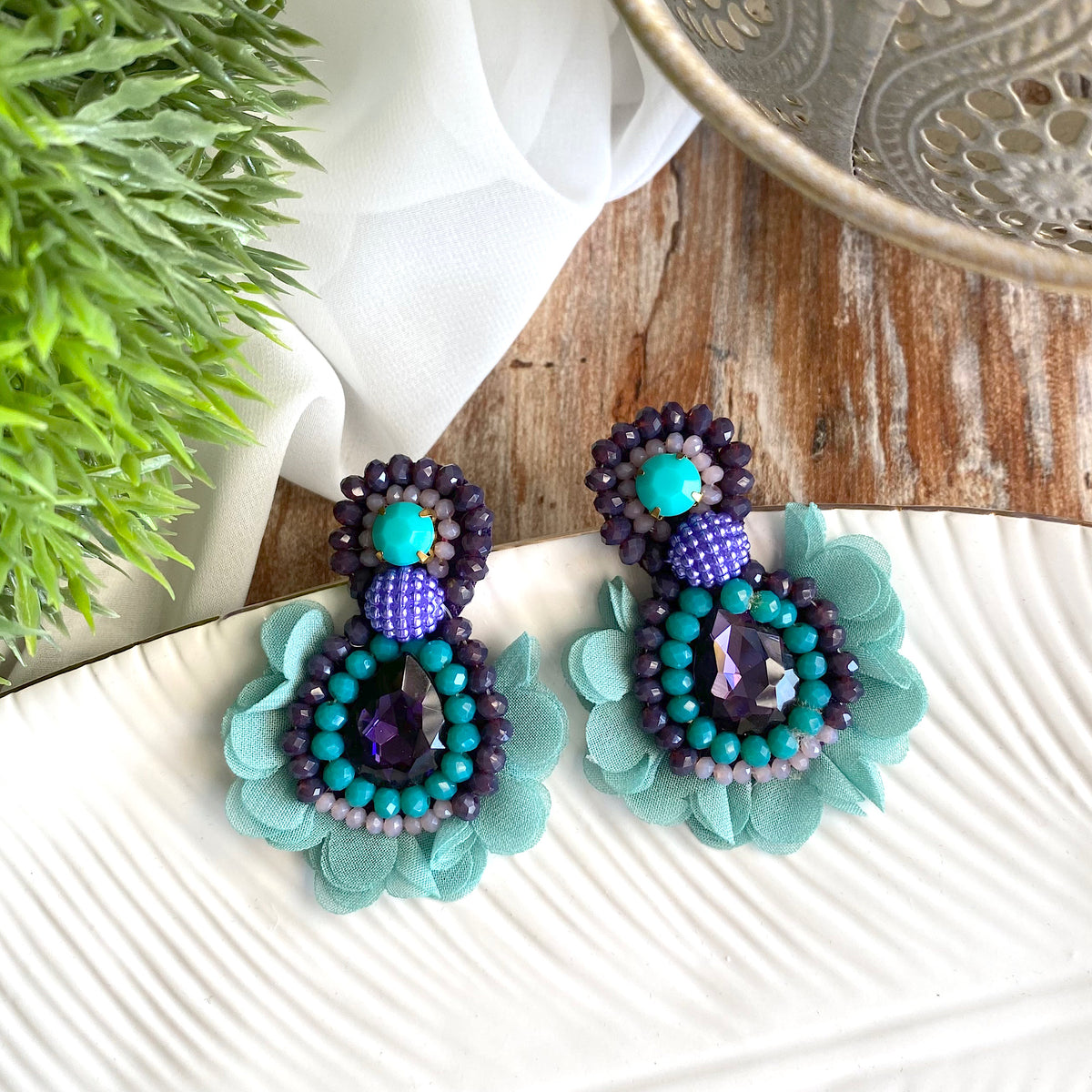 Aretes Nina turqueza, morado, lila