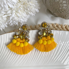 Aretes Emilia amarillo mostaza