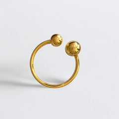 Bangle pulsera de Acero Dorado con Diseño Abierto esferas