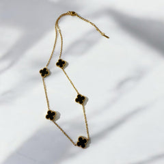 Collar de Acero con Tréboles Negros Esmaltados